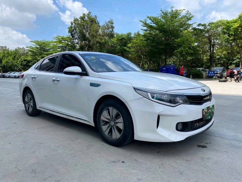 東莞17年起亞K52