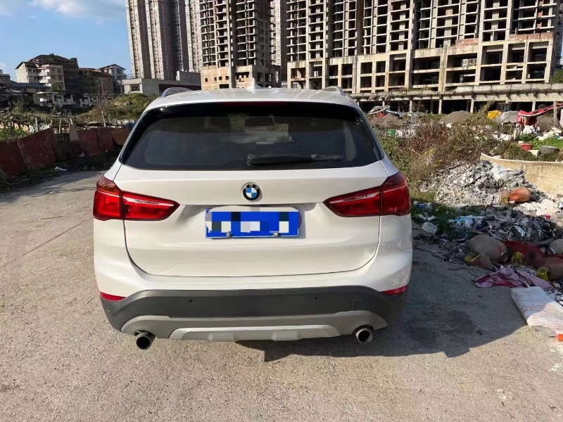 廈門16年寶馬X17