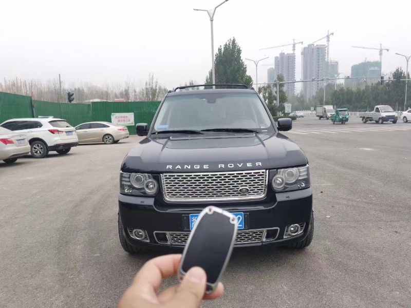 东营12年路虎揽胜运动1