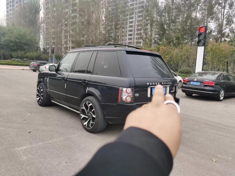 东营12年路虎揽胜运动7