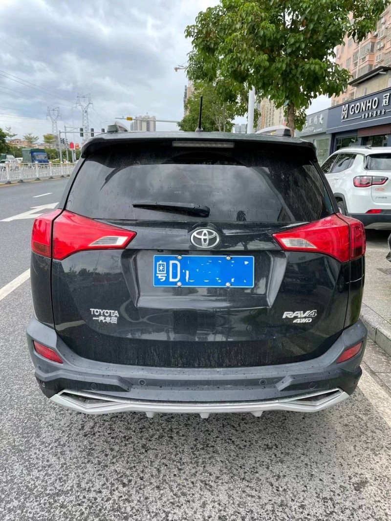 廣州14年豐田RAV4榮放4