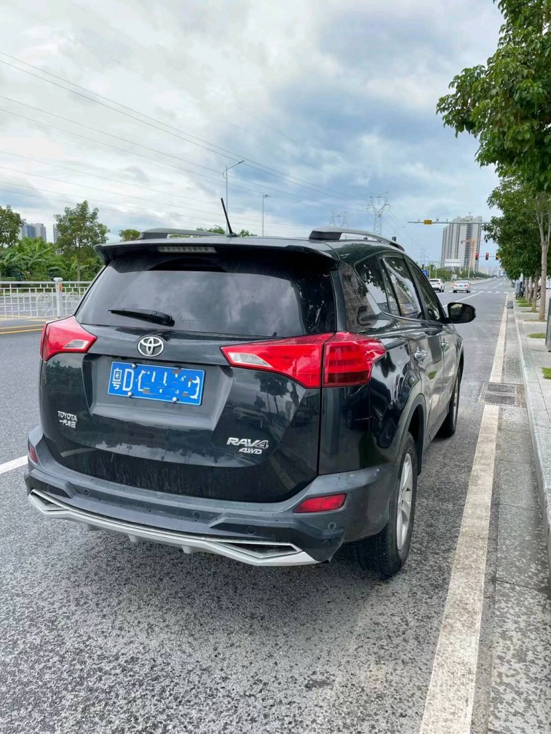 廣州14年豐田RAV4榮放6