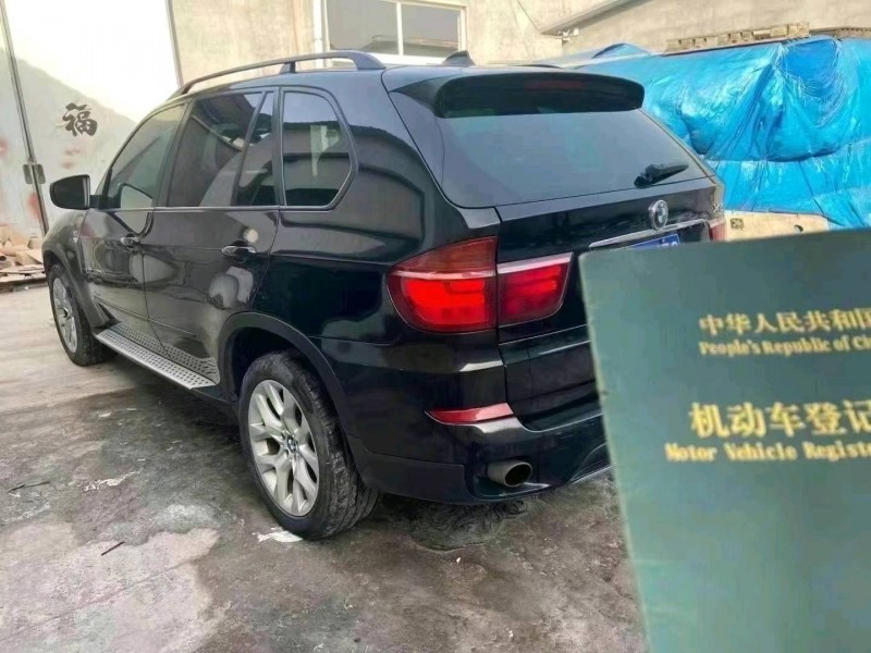 青島12年寶馬X57