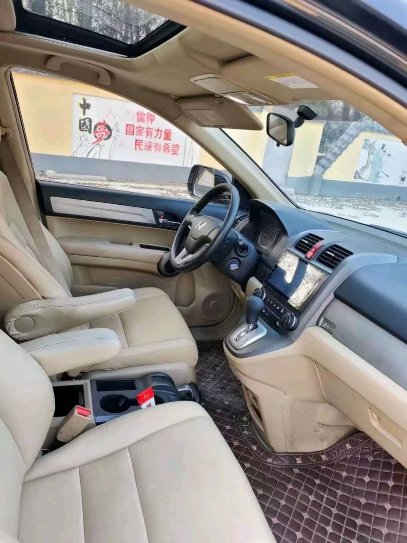 泰安10年本田CR-V7
