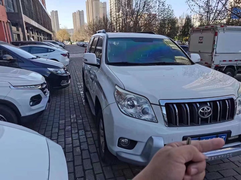 枣庄11年丰田普拉多2