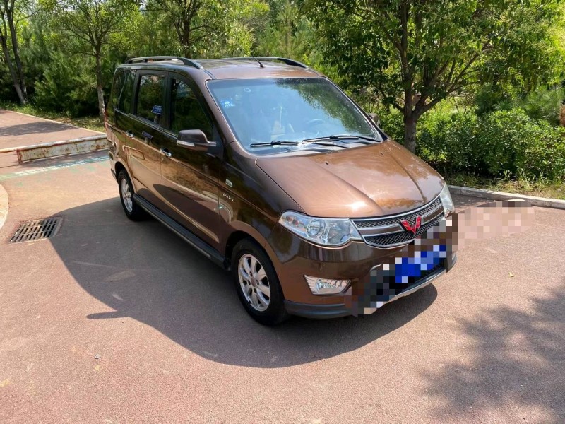 運城14年五菱汽車宏光5