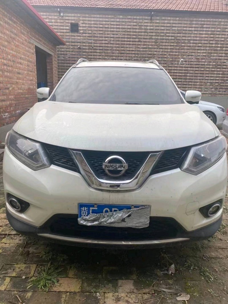廊坊15年日產奇駿1
