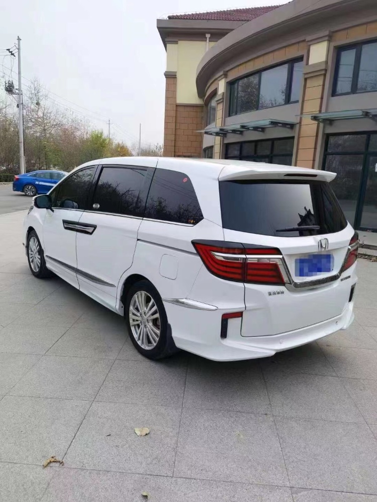 东营16年本田艾力绅6