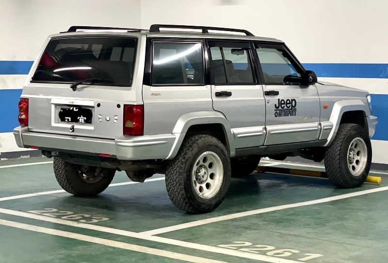 北京03年Jeep北京JEEP8