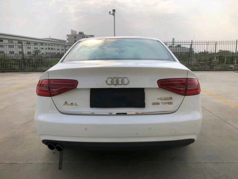 東莞14年奧迪A4L9