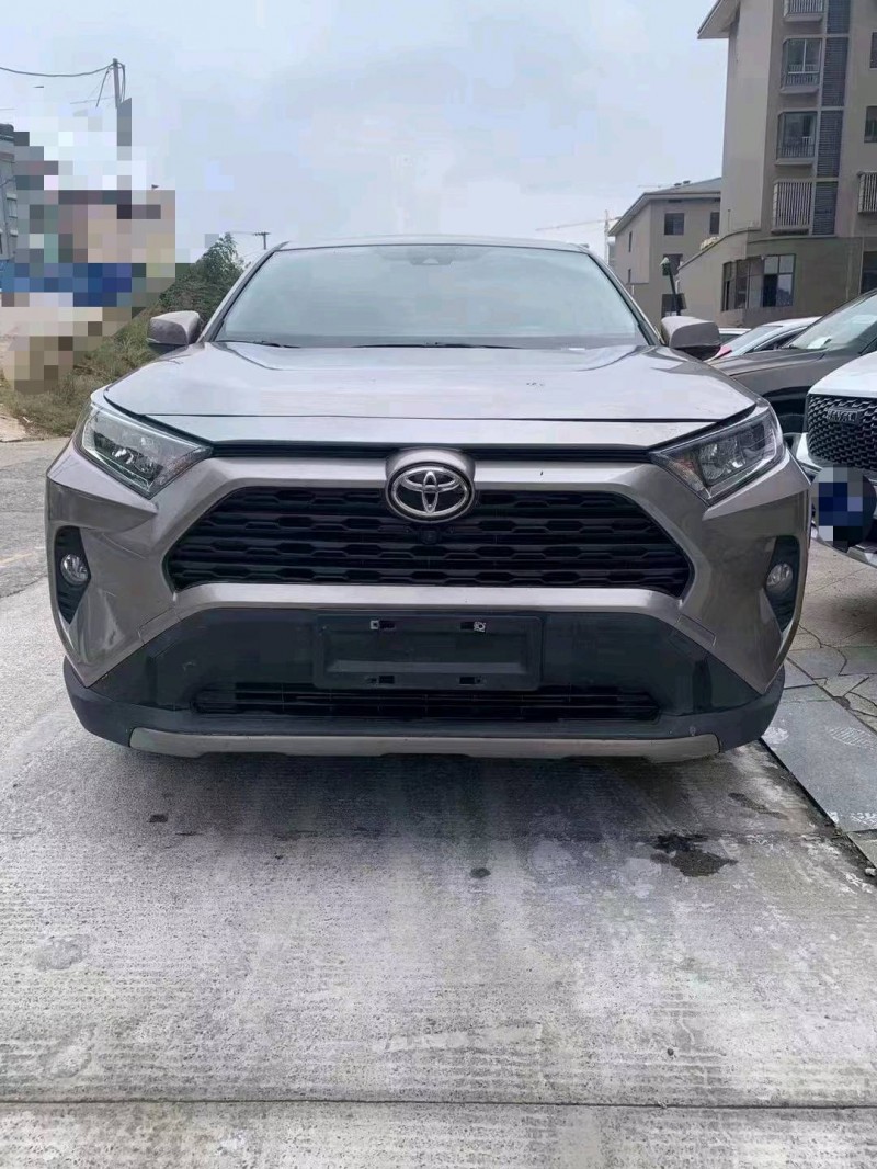 南寧20年豐田RAV41
