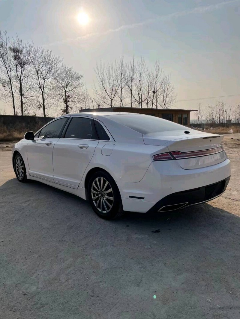 臨沂17年林肯MKZ1