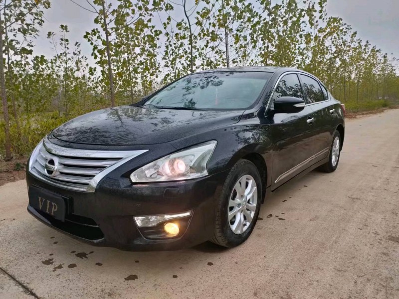 徐州15年日產天籟3
