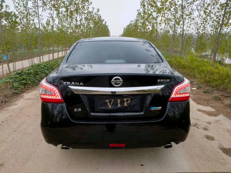 徐州15年日產天籟4
