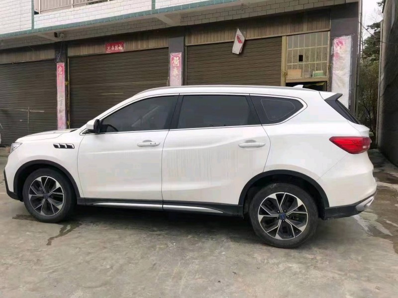 貴陽19年君馬汽車賽克52