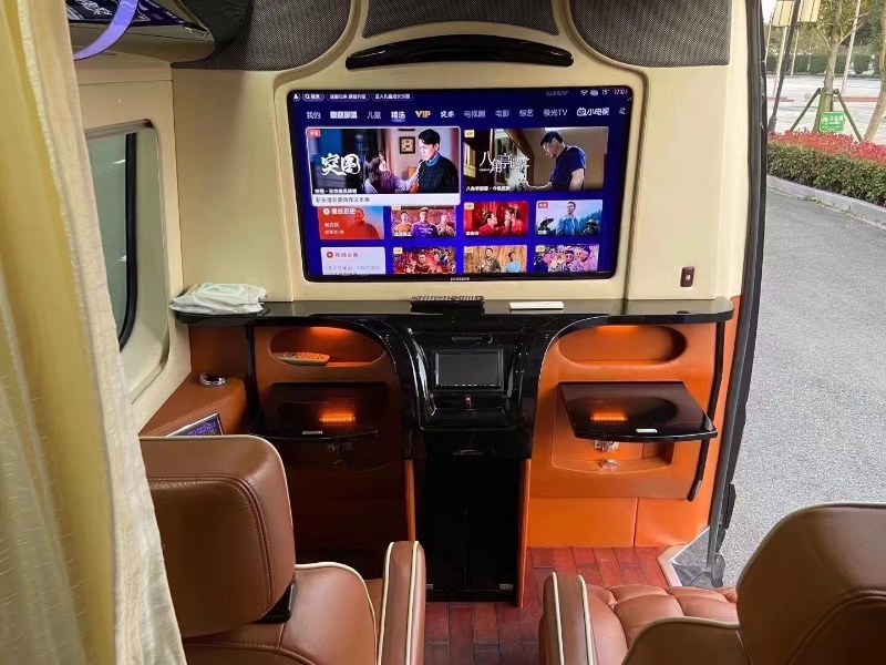 东营14年奔驰斯宾特5