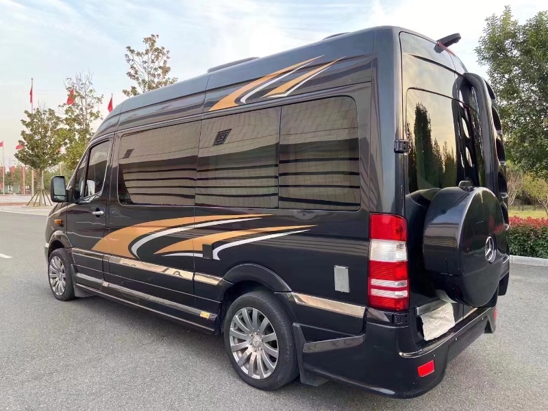 东营14年奔驰斯宾特7