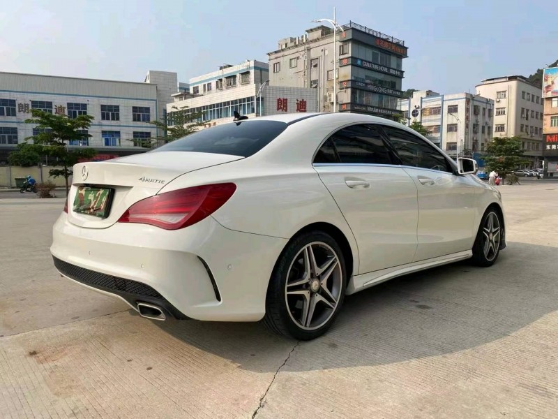 東莞16年奔馳CLA8