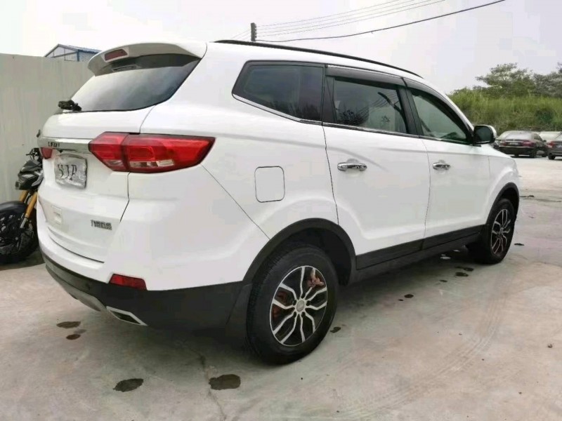 廣州17年力帆汽車邁威9