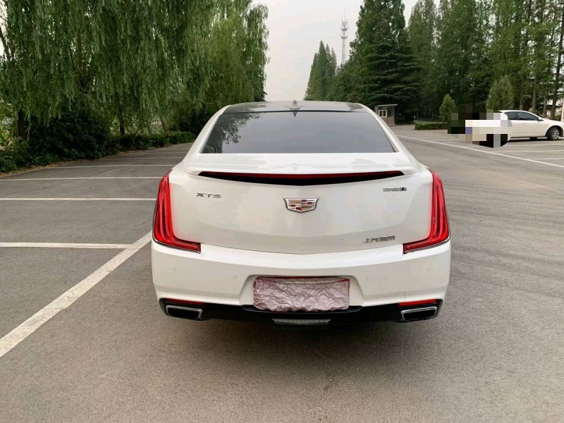 徐州18年凱迪拉克XTS8