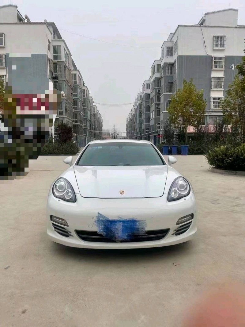 濟寧13年保時捷帕拉梅拉1