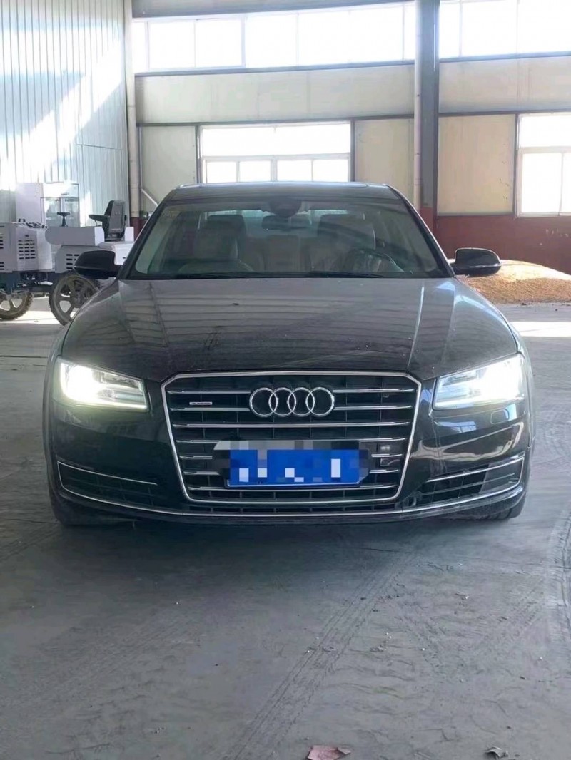 濰坊17年奧迪A8L1