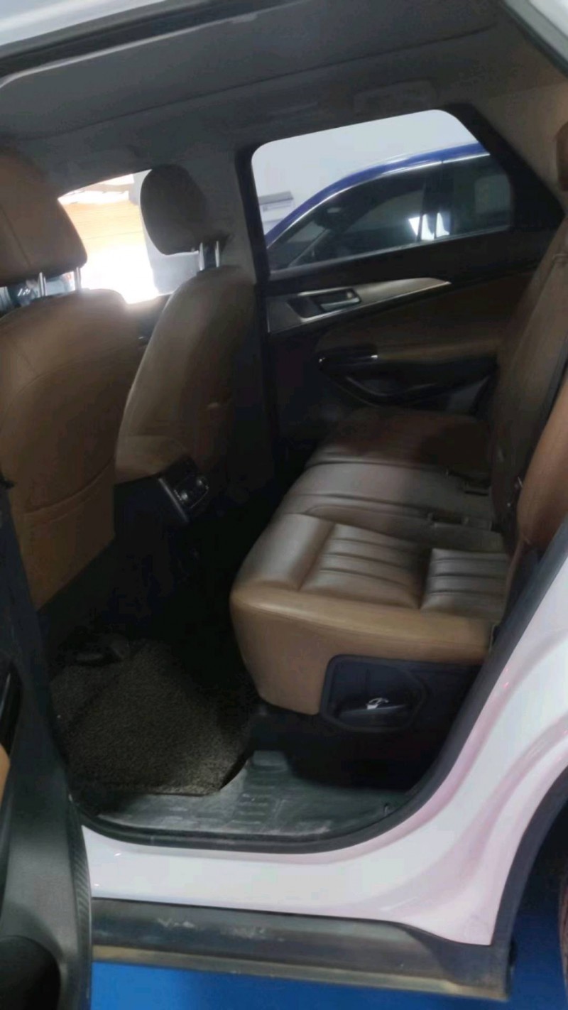 婁底17年長安汽車CS953