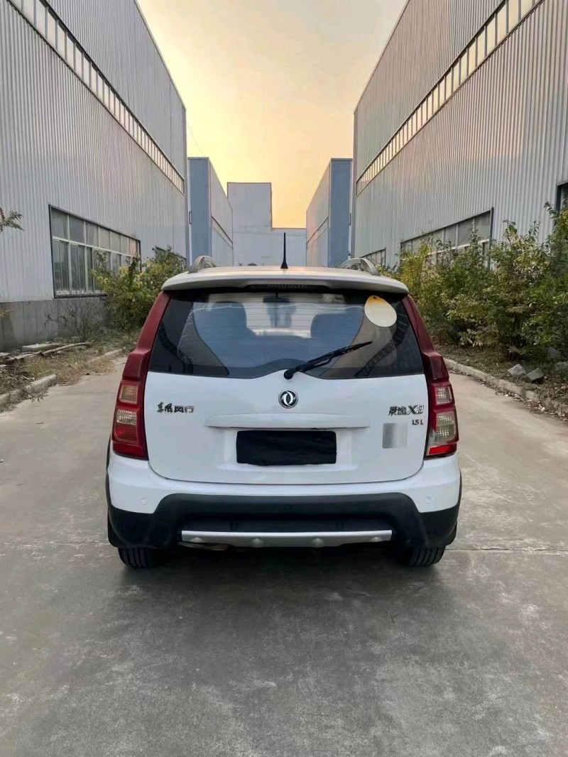 徐州16年东风景逸8