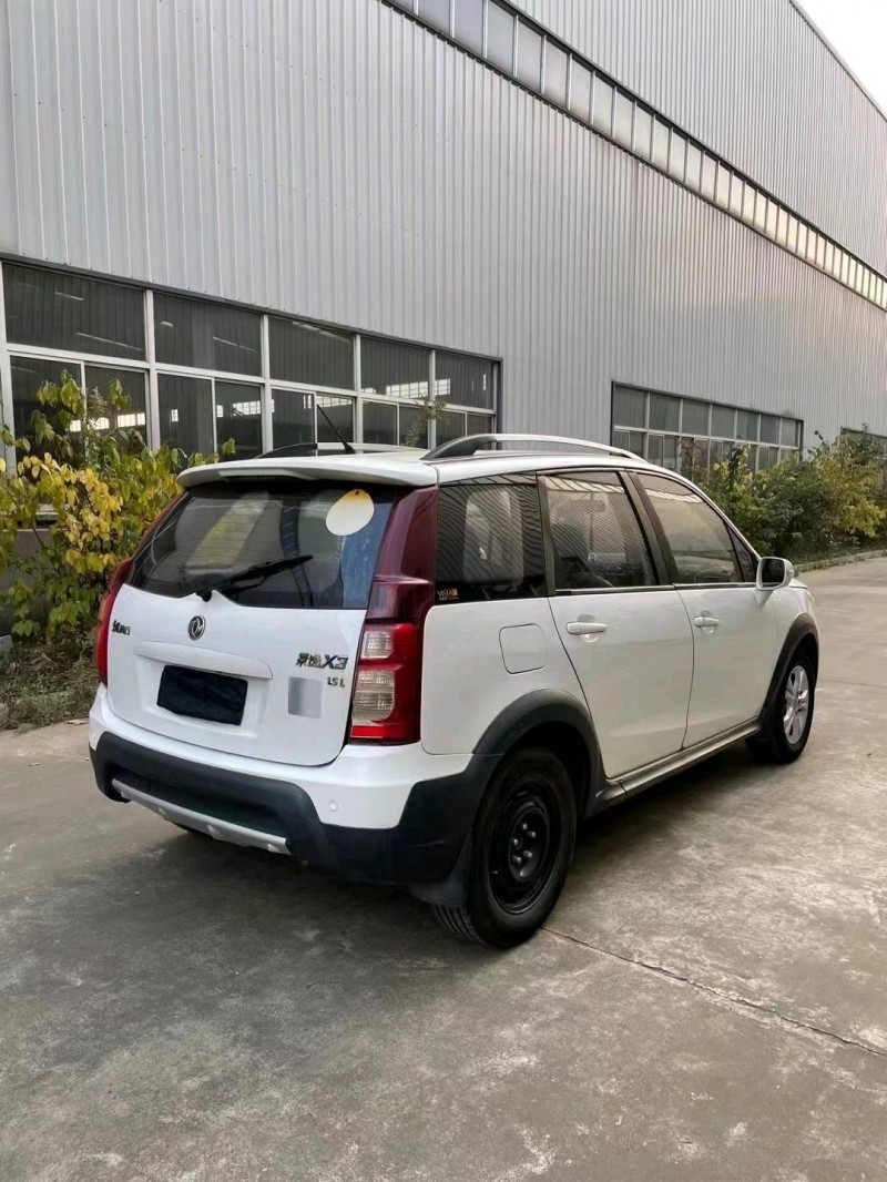 徐州16年东风景逸9