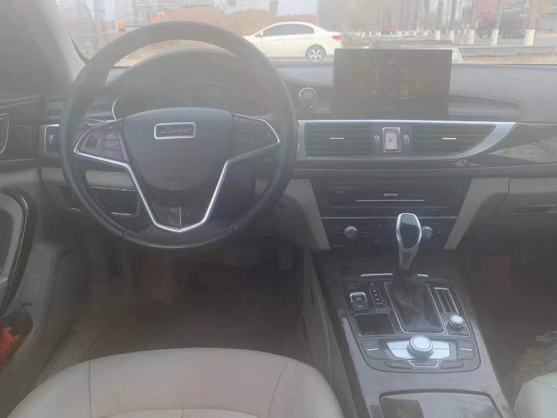 东营17年众泰T7004