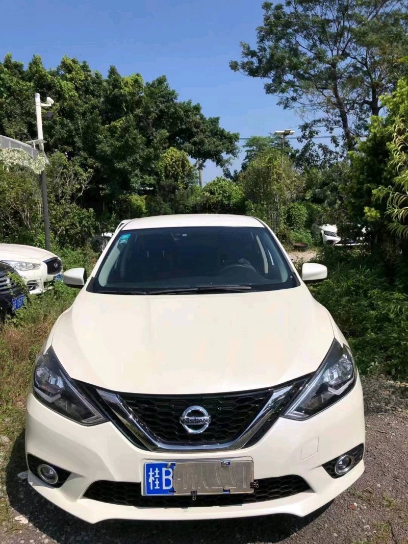 柳州19年日產軒逸1
