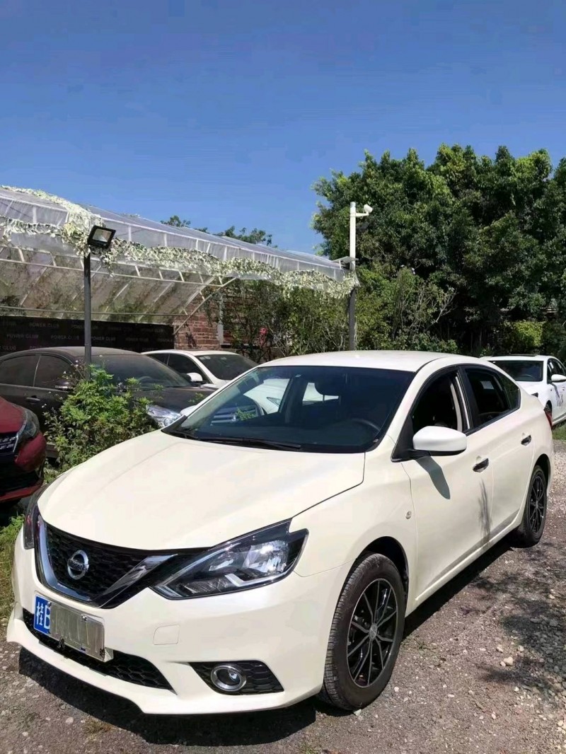 柳州19年日產軒逸2