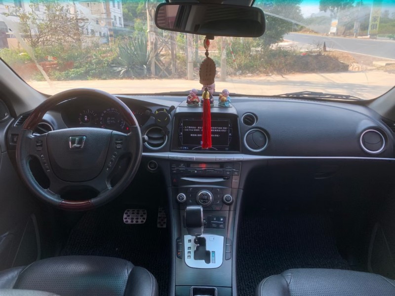 咸寧13年納智捷大7 SUV5