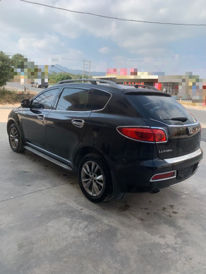 咸寧13年納智捷大7 SUV2