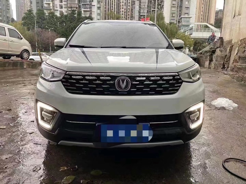 重慶19年長安汽車CS551