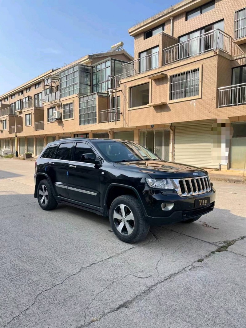 徐州13年Jeep大切諾基3