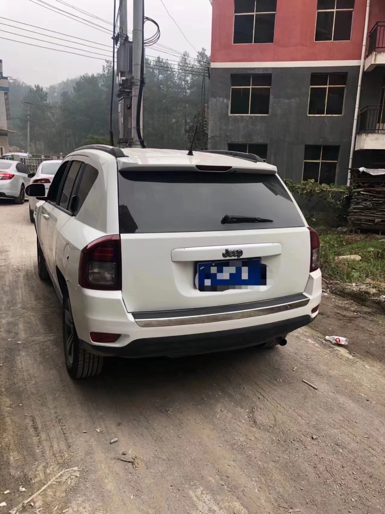 銅仁14年Jeep指南者6