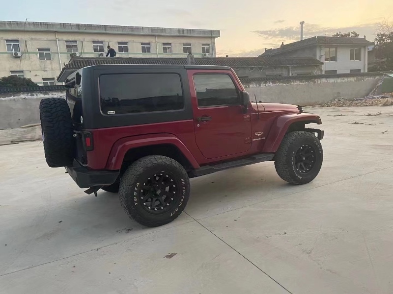 宜昌13年Jeep牧馬人5