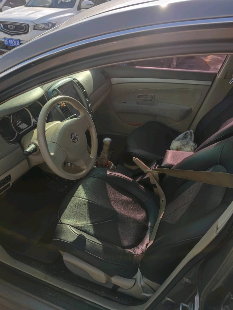 煙臺15年日產軒逸2
