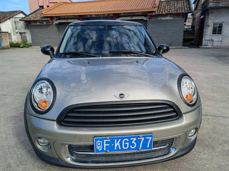 廣州11年寶馬MINI1