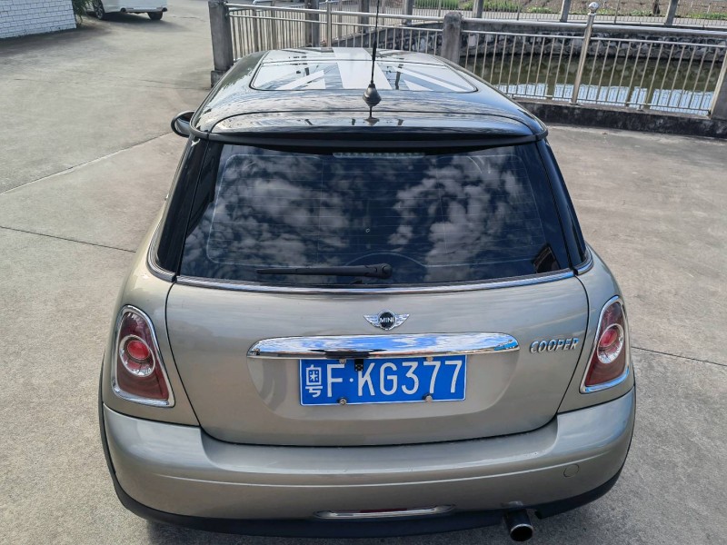 廣州11年寶馬MINI7