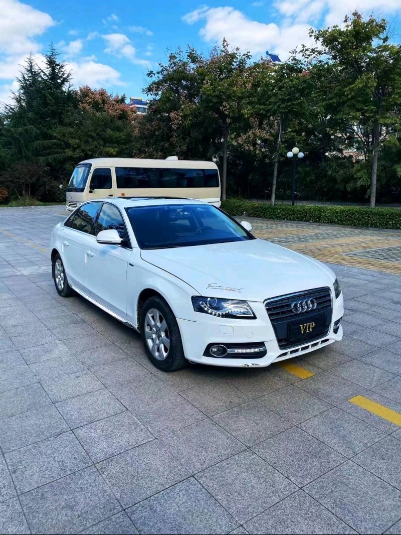 煙臺11年奧迪A4L2