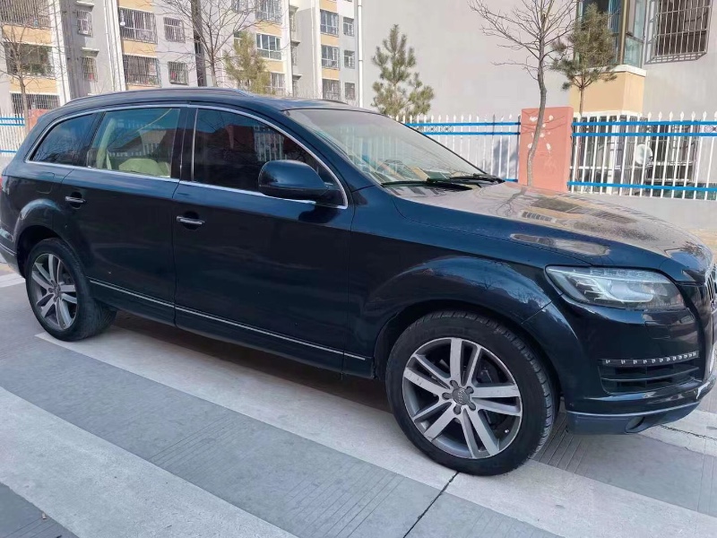 西安11年奧迪Q72