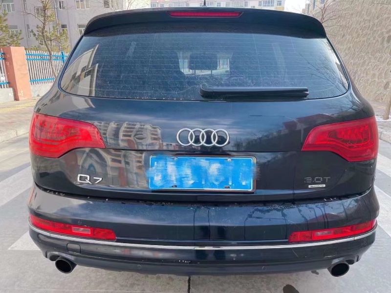 西安11年奧迪Q79