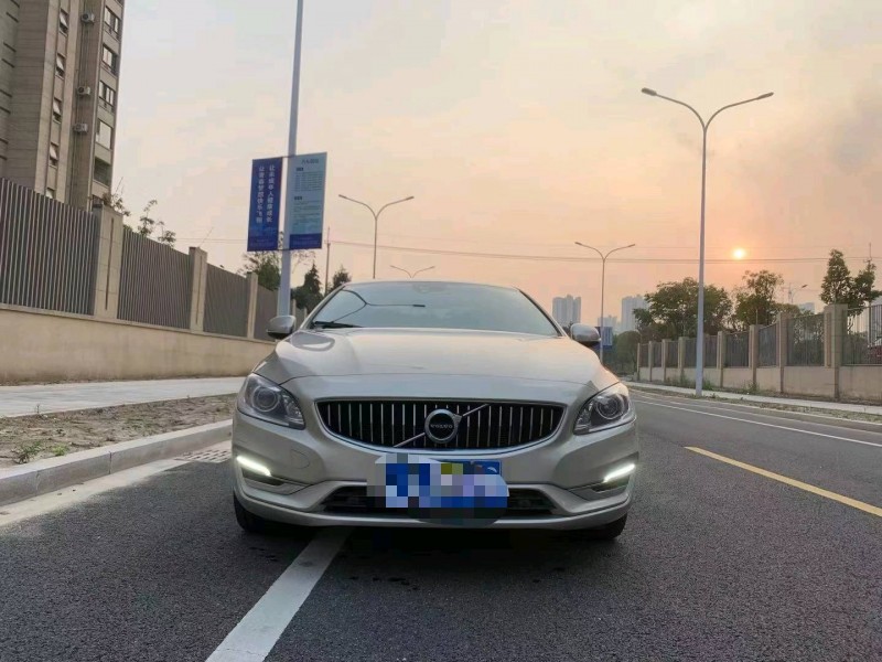 蘇州20年沃爾沃S60L1