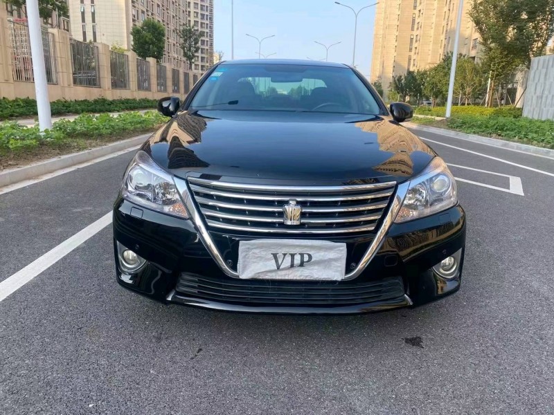 蘇州13年豐田皇冠1