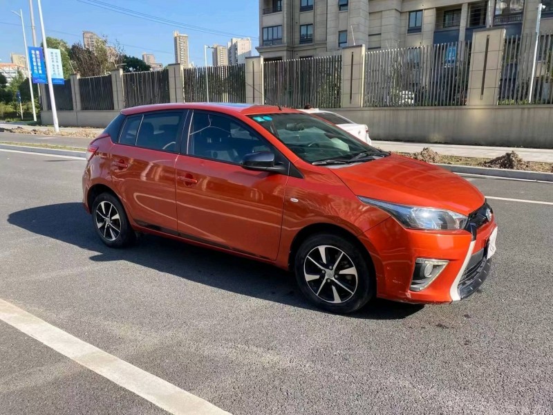 蘇州15年豐田YARiS L 致炫3