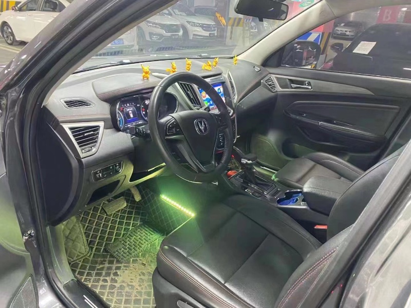 攀枝花17年長安汽車CS754