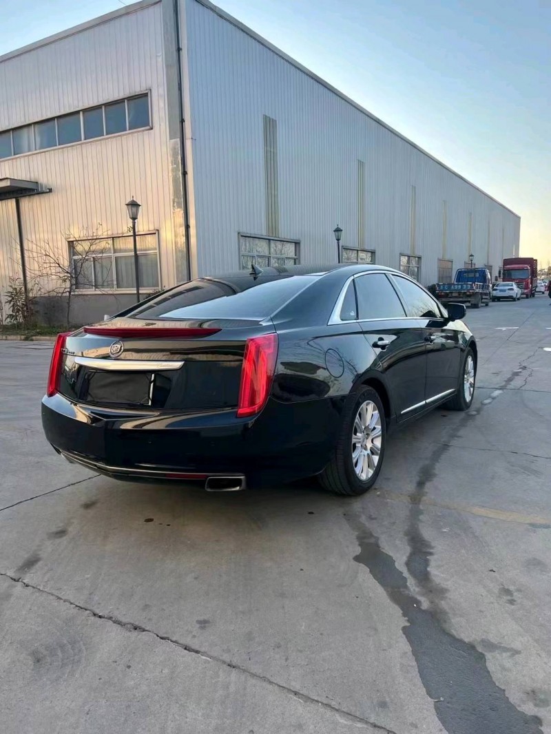 徐州14年凯迪拉克XTS4