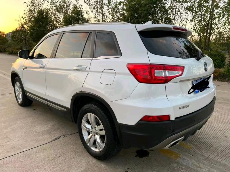 鹽城17年長安汽車CS754